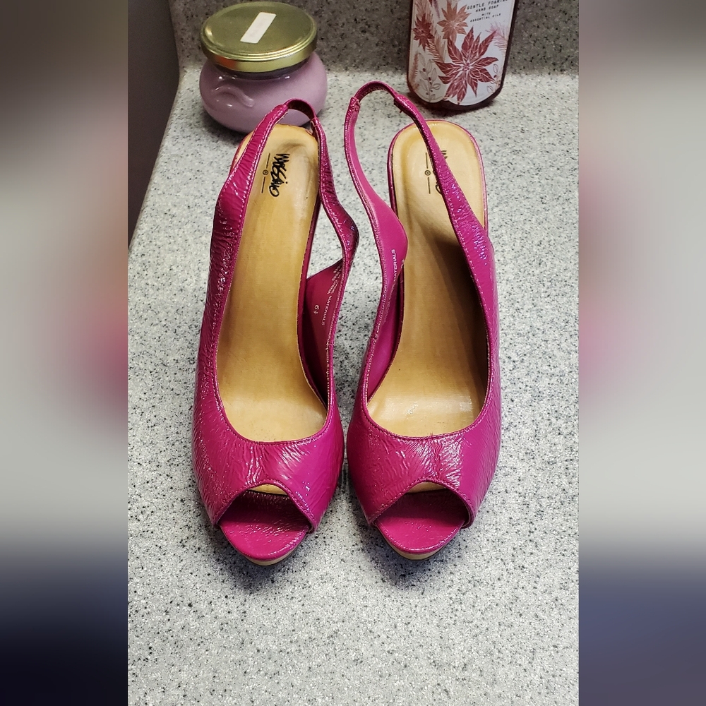 High heal shoes